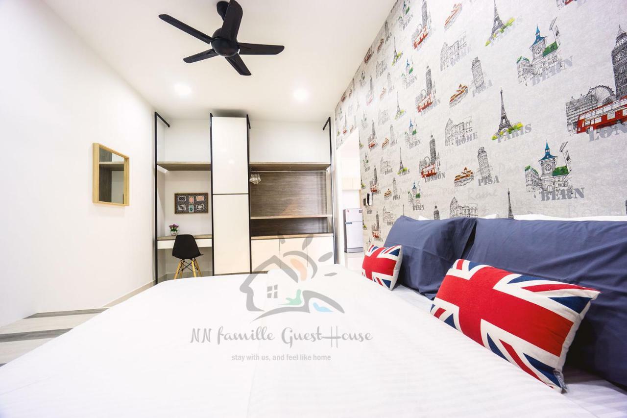 Nn Famille Guest House Пасир Гуданг Екстериор снимка