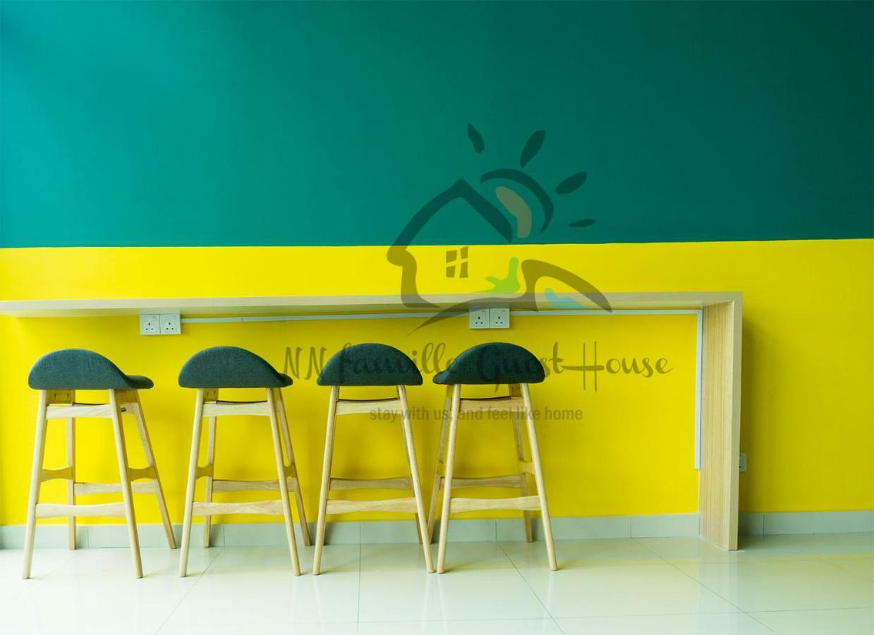 Nn Famille Guest House Пасир Гуданг Екстериор снимка