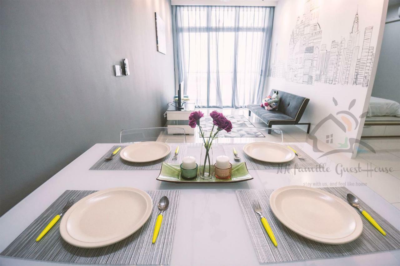 Nn Famille Guest House Пасир Гуданг Екстериор снимка
